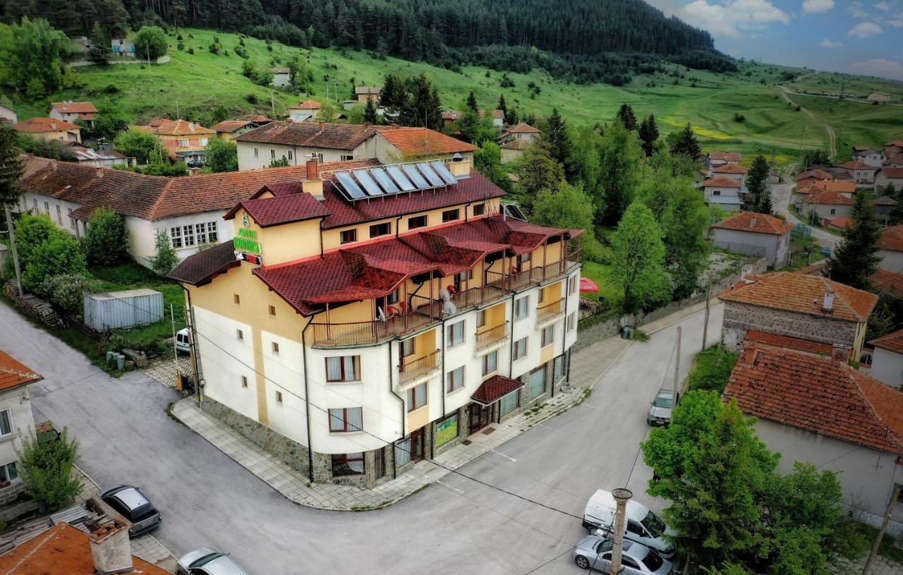 Asikoria Boryka Family Hotel מראה חיצוני תמונה
