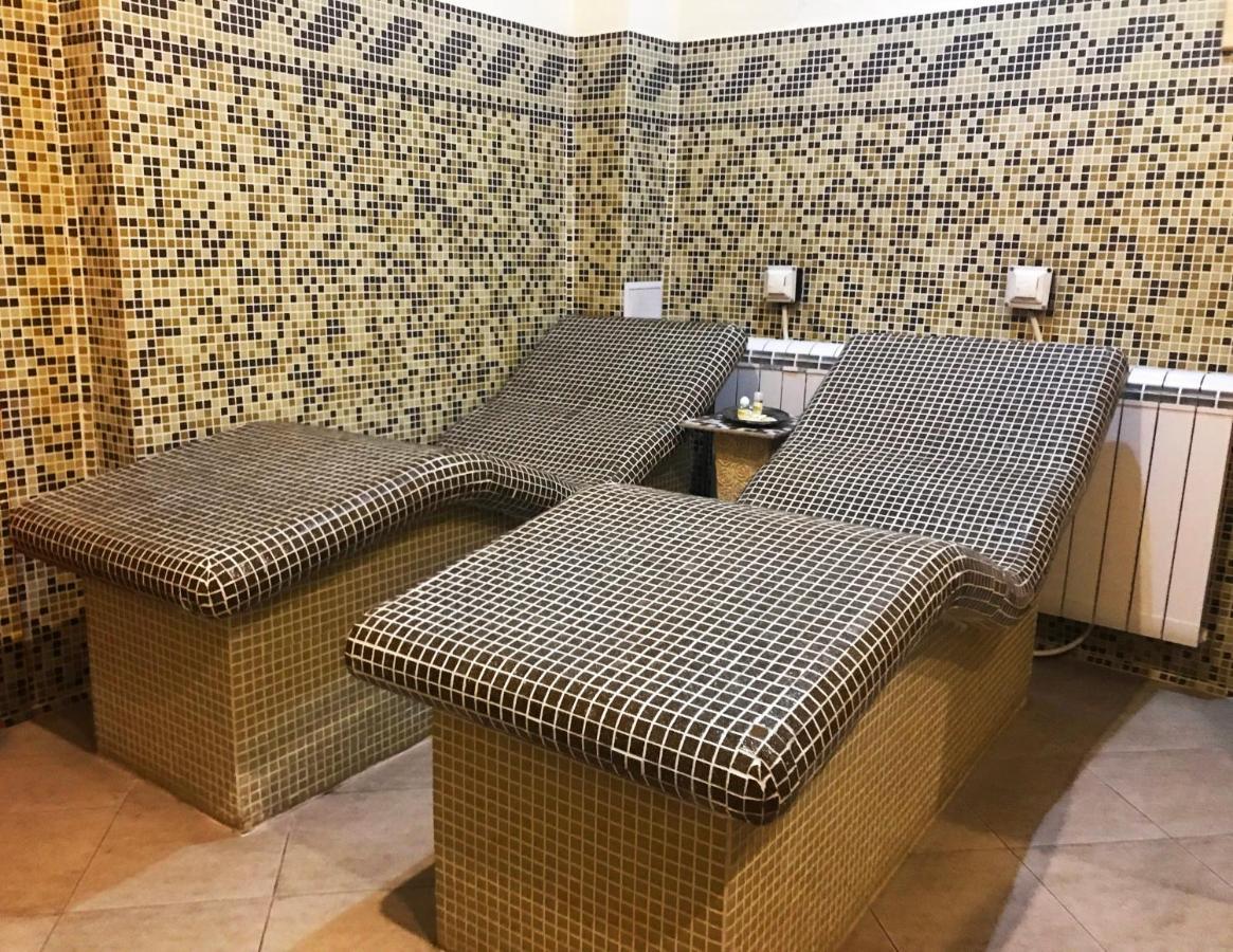 Asikoria Boryka Family Hotel מראה חיצוני תמונה