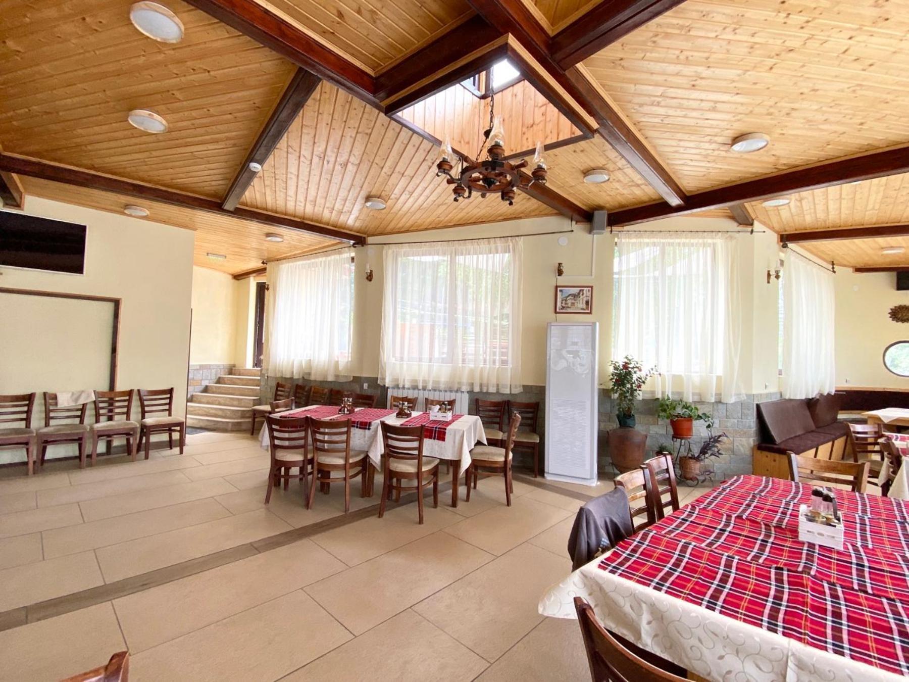 Asikoria Boryka Family Hotel מראה חיצוני תמונה