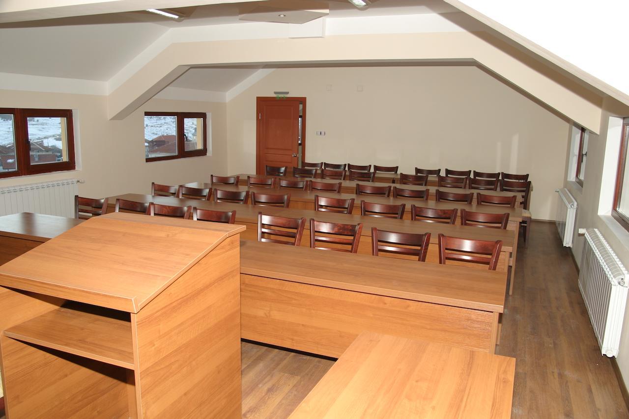 Asikoria Boryka Family Hotel מראה חיצוני תמונה