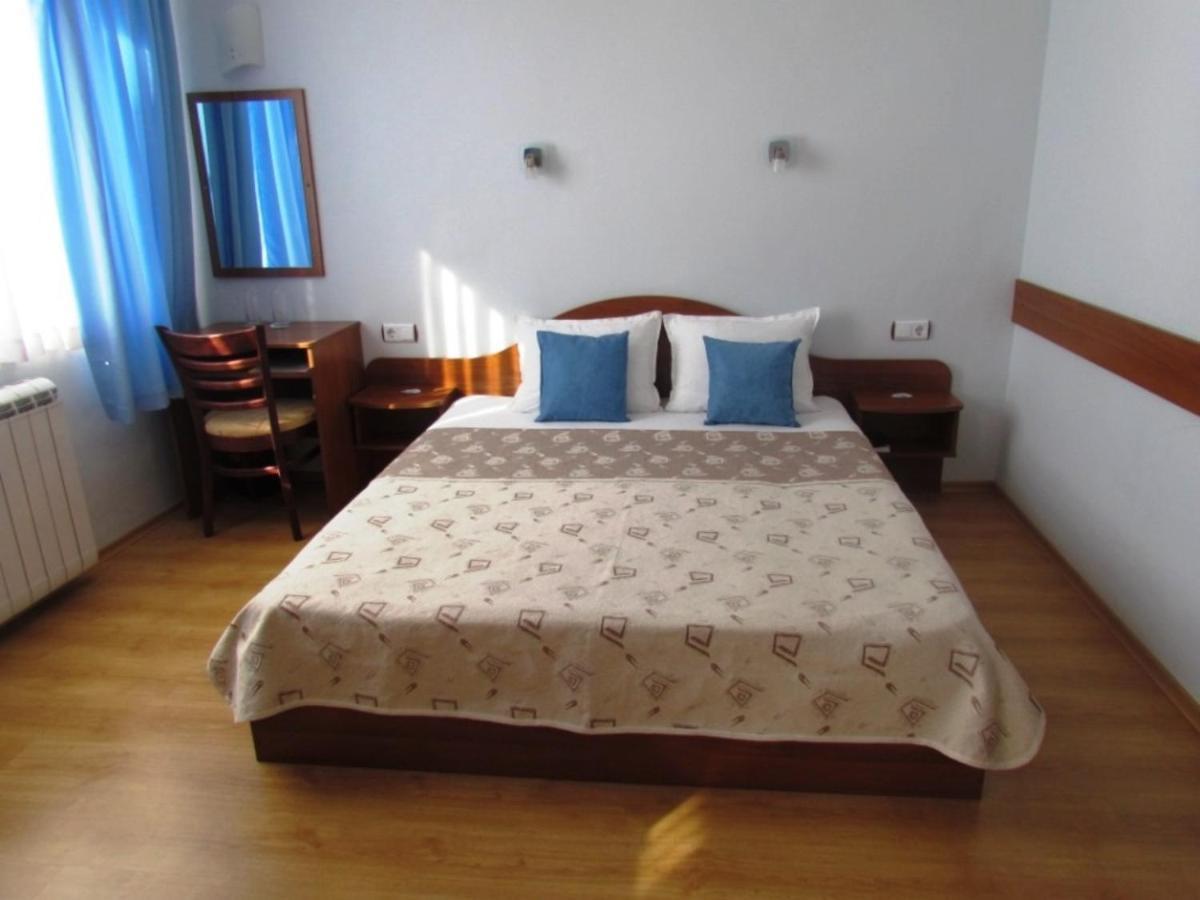 Asikoria Boryka Family Hotel מראה חיצוני תמונה
